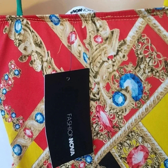 NWT Fashion Nova Floral bodysuit size small - Picture 7 of 7